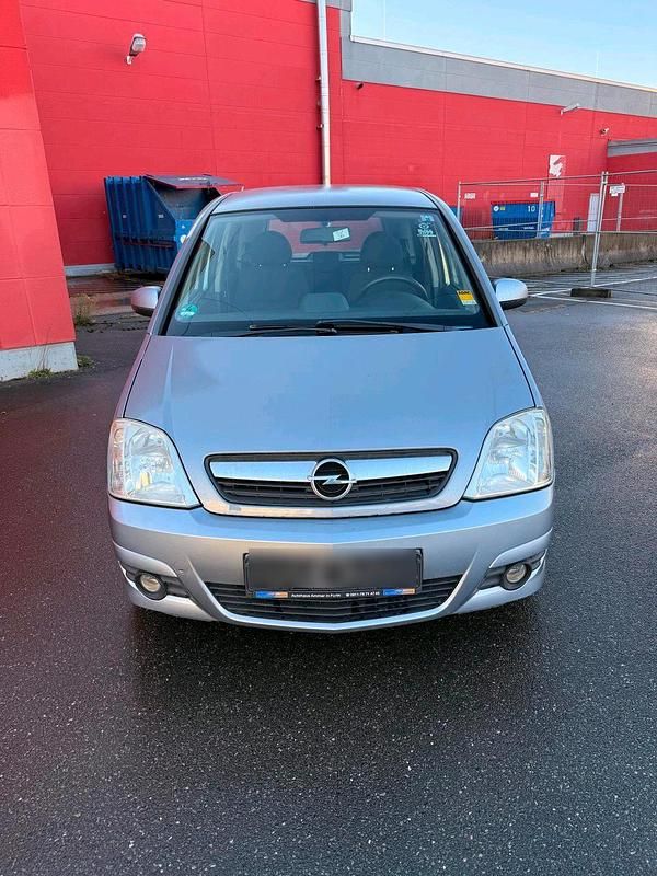 Grau Gebraucht 2008 Opel Meriva Van / Kleinbus | 2.950 € (Fairer Preis) - Bild 1/4