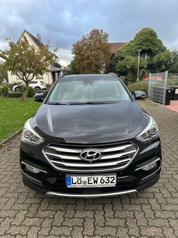 Gebraucht Hyundai Santa Fe Premium 200 PS (147 kW) 2016 Schwarz SUV