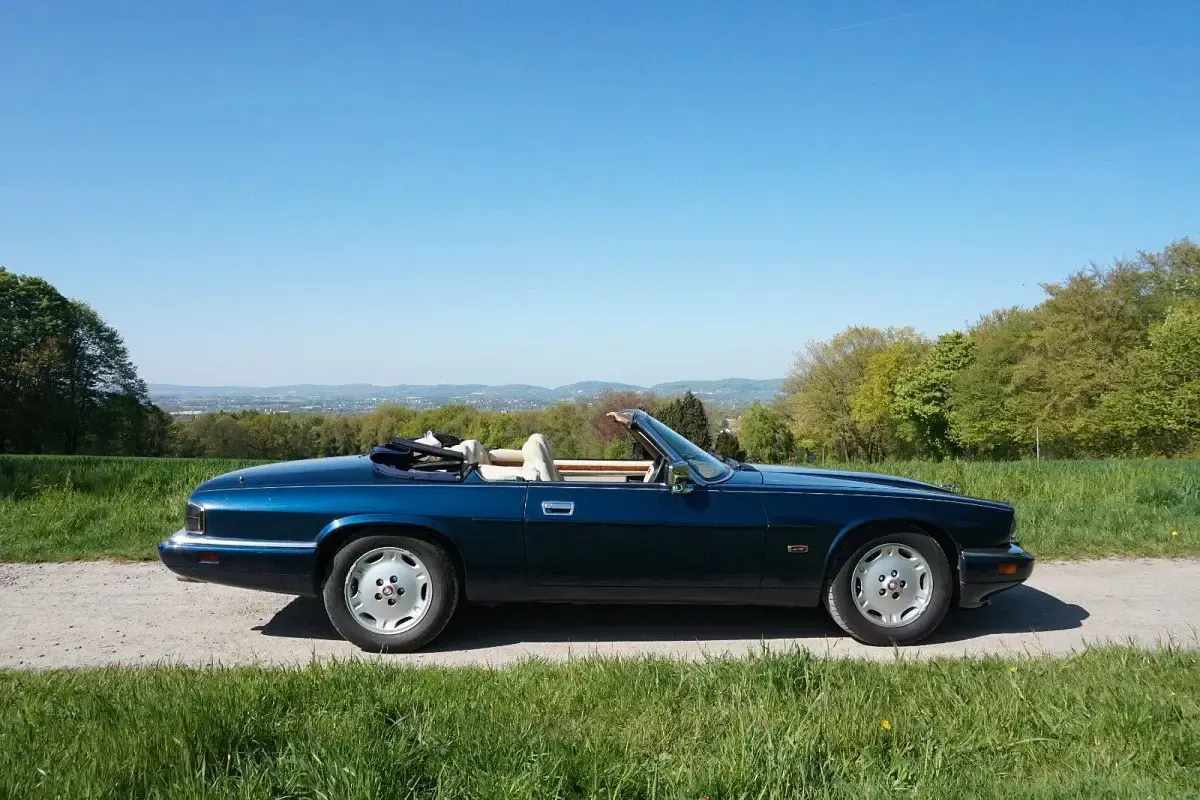 Gebraucht Jaguar XJS 232 PS (170 kW) 1995 Blau Cabrio