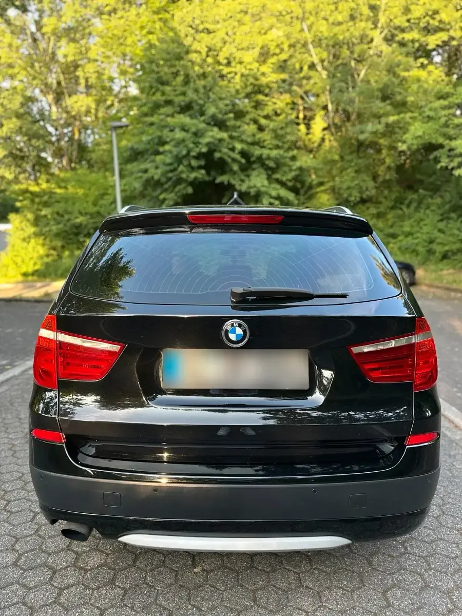 Gebraucht BMW X3 184 PS (135 kW) 2011 Schwarz SUV