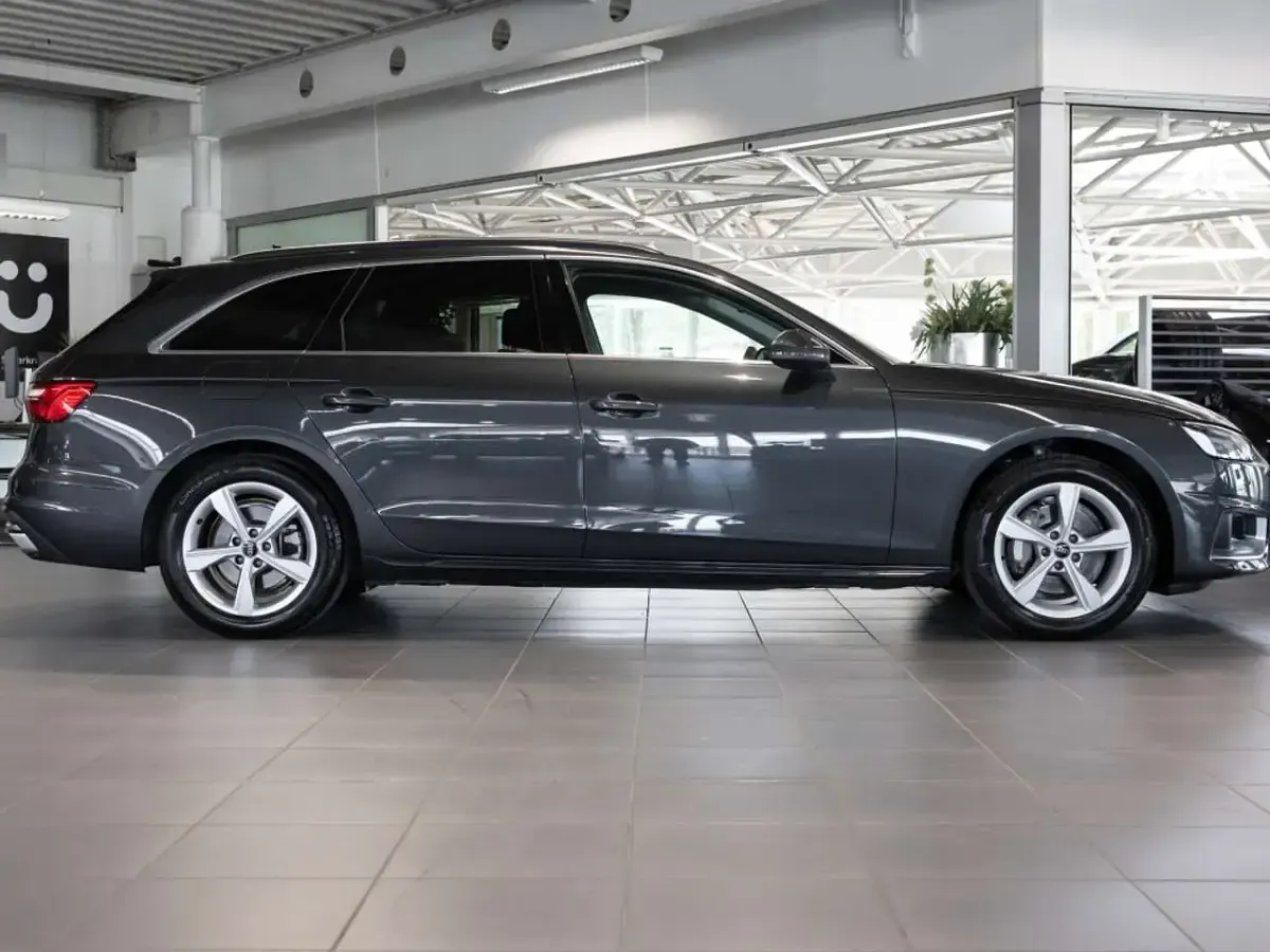 Gebraucht Audi A4 Advanced Plus 204 PS (150 kW) 2024 Manhattangrau metallic Kombi