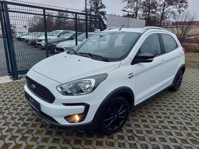 Gebraucht Ford Ka Active 86 PS (63 kW) 2019 Oxford white Limousine