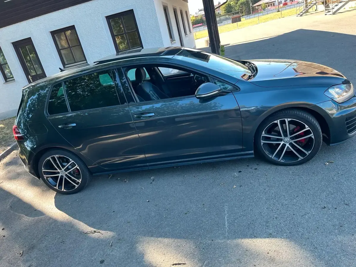 Gebraucht VW Golf VII GTD 184 PS (135 kW) 2014 Schwarz Limousine