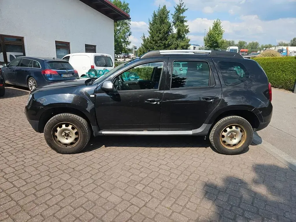 Gebraucht Dacia Duster Lauréate 105 PS (77 kW) 2011 Schwarz SUV