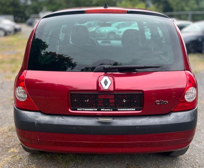 Gebraucht Renault Clio II Authentique 58 PS (42 kW) 2001 Rot Kleinwagen