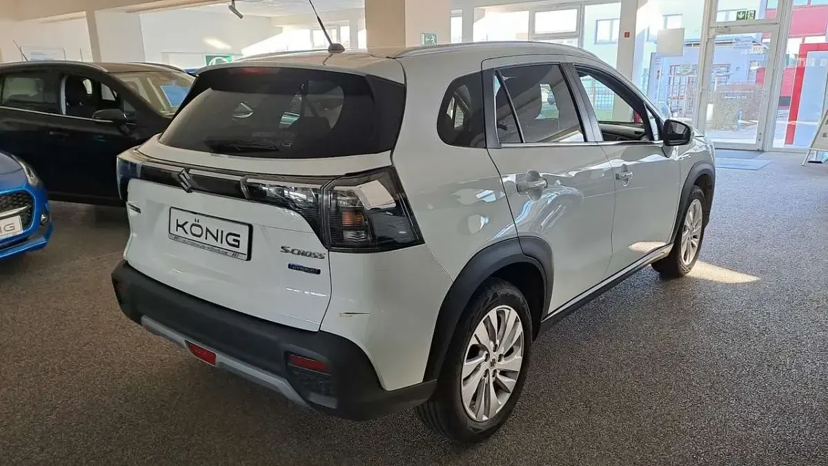 Gebraucht Suzuki SX4 S-Cross Comfort 102 PS (75 kW) 2024 Weiß SUV