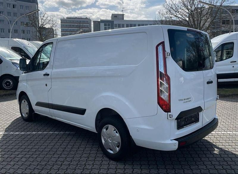 Gebraucht Ford Transit Custom 105 PS (77 kW) 2021 Weiß Van / Kleinbus