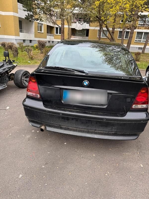 Usata BMW 316 115 CV (84 kW) 2004 Nero Berlina