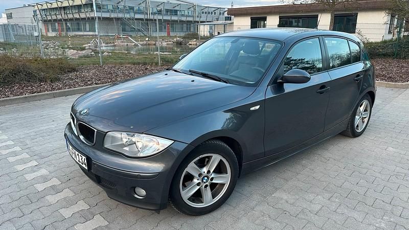 Gebraucht BMW 118 129 PS (94 kW) 2005 Grau Kleinwagen