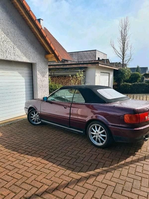 Second-hand Audi 80 133 CP (97 kW) 1994 Roșu Cabrio
