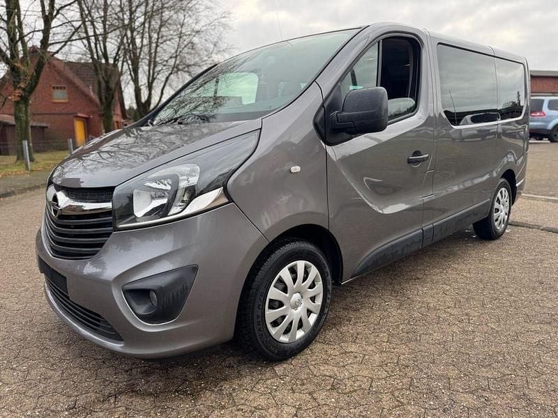 Grau Gebraucht 2015 Opel Vivaro Van / Kleinbus | 14.750 € (Fairer Preis) - Bild 1/4