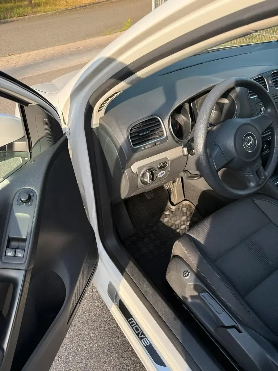 Gebraucht VW Golf VII 103 PS (75 kW) 2012 Weiß Limousine