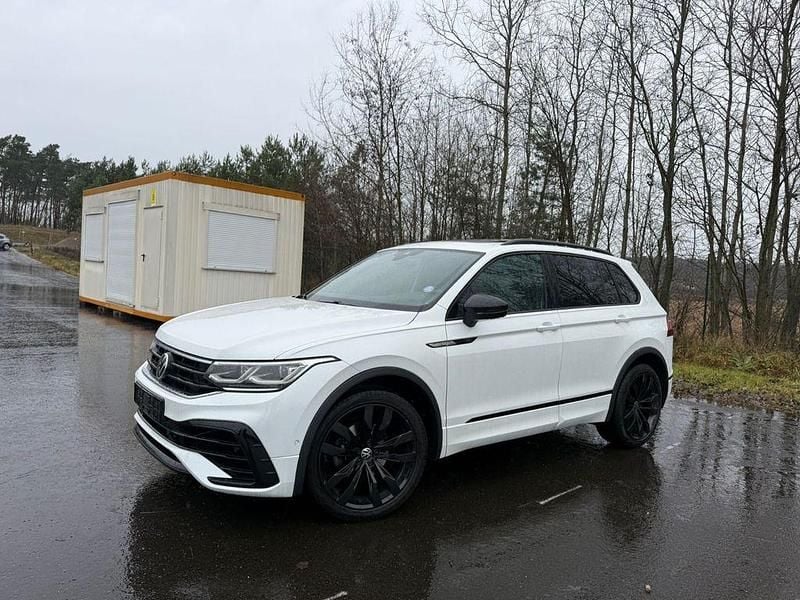 Weiß Gebraucht 2021 VW Tiguan R-line SUV | 21.300 € (Superpreis) - Bild 1/4