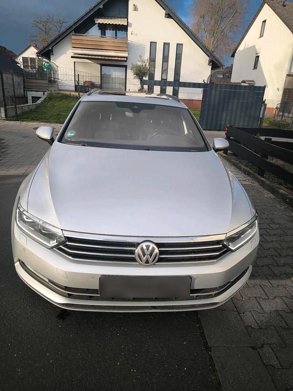 Gebraucht VW Passat R-line 150 PS (110 kW) 2017 Silber Kombi