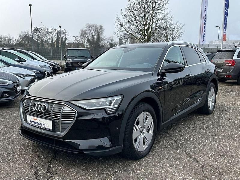 Schwarz Gebraucht 2021 Audi e-tron SUV | 29.750 € (Superpreis) - Bild 1/4