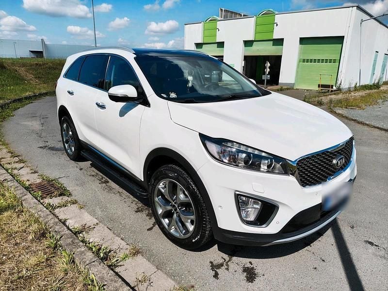 Weiß Gebraucht 2017 Kia Sorento 2 SUV | 17.999 € (Guter Preis) - Bild 1/4