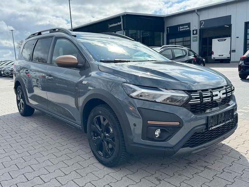 Gebraucht Dacia Jogger Extreme 110 PS (80 kW) 2024 Grau Van / Kleinbus