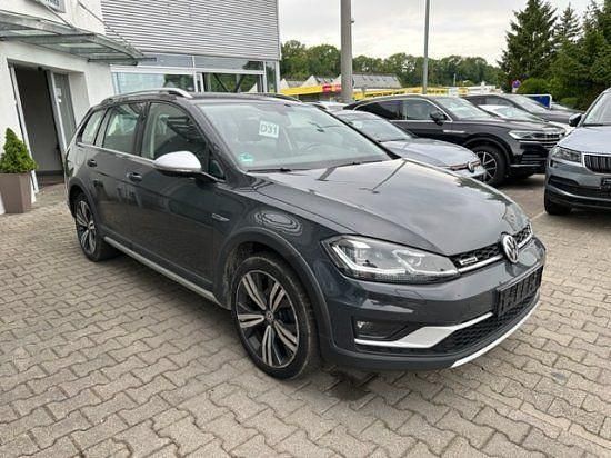 Gebraucht VW Golf Alltrack 150 PS (110 kW) 2018 Uranograu Kombi