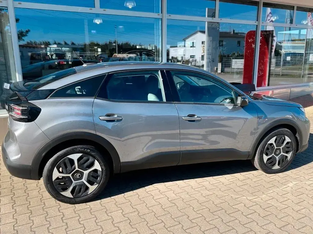 Gebraucht Citroën C4 131 PS (96 kW) 2025 Grau SUV