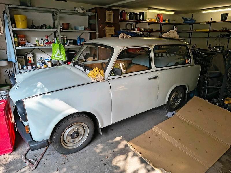 Grau Gebraucht 1970 Trabant 601 Kombi | 4.000 € - Bild 1/4