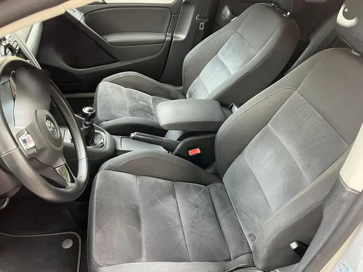 Gebraucht VW Golf VII 122 PS (89 kW) 2012 Grau Limousine