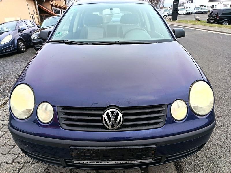 Gebraucht VW Polo 60 PS (44 kW) 2003 Blau Kleinwagen