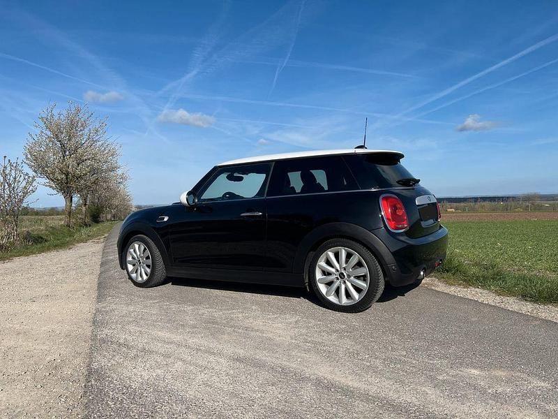 Gebraucht Mini Cooper Chili 136 PS (100 kW) 2015 Schwarz Kleinwagen