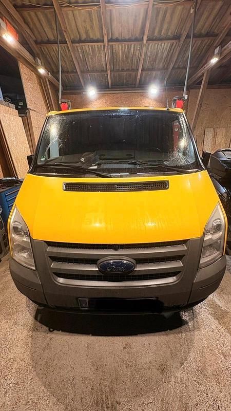 Gelb Gebraucht 2012 Ford Transit Van / Kleinbus | 3.000 € (Superpreis) - Bild 1/4