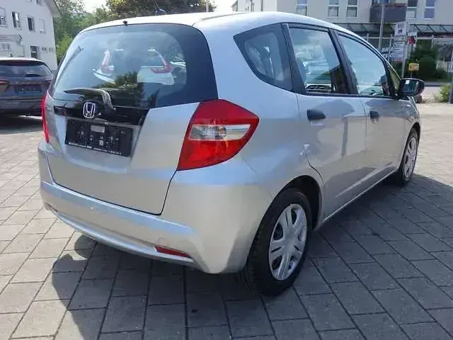 Gebraucht Honda Jazz S 90 PS (66 kW) 2011 Grau Kleinwagen