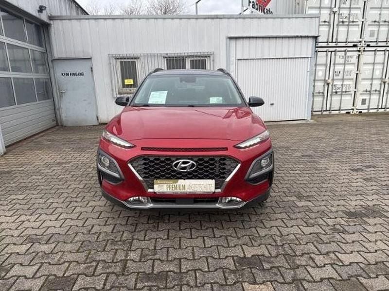Gebraucht Hyundai Kona Premium 177 PS (130 kW) 2018 Pulse red / dark knight / mic SUV