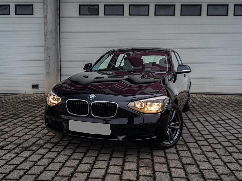 Gebraucht BMW 116 136 PS (100 kW) 2013 Schwarz Kleinwagen