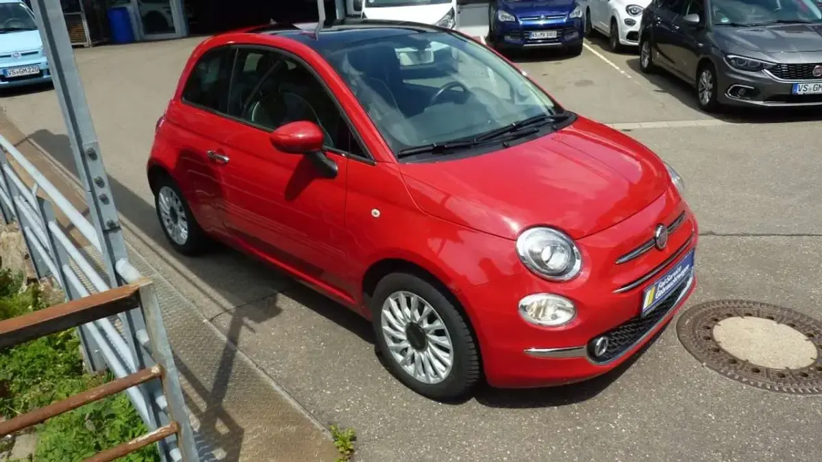 Gebraucht Fiat 500 Lounge 69 PS (50 kW) 2017 Passione rot Kleinwagen