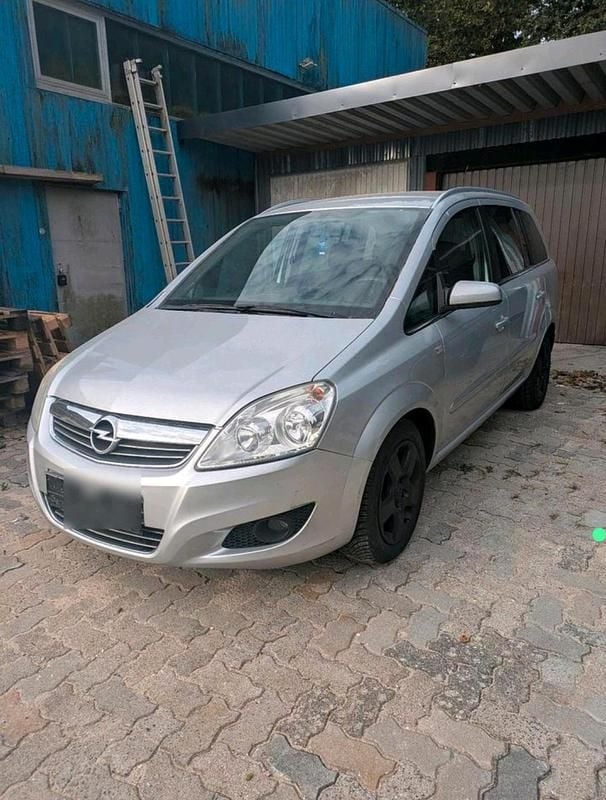 Silber Gebraucht 2008 Opel Zafira Van / Kleinbus | 1.300 € (Superpreis) - Bild 1/4