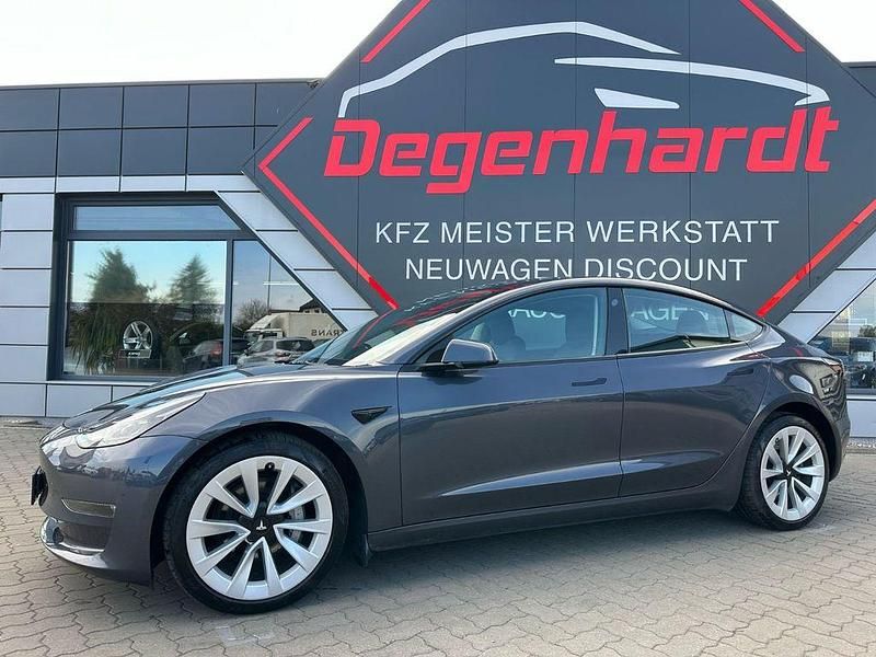 Gebraucht Tesla Model 3 Standard Range 208 kW (283 PS) 2021 Grau Limousine