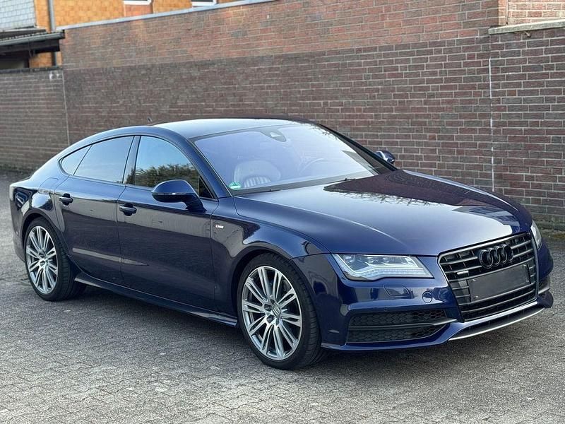 Blau Gebraucht 2013 Audi A7 Limousine | 18.500 € (Etwas zu teuer) - Bild 1/4