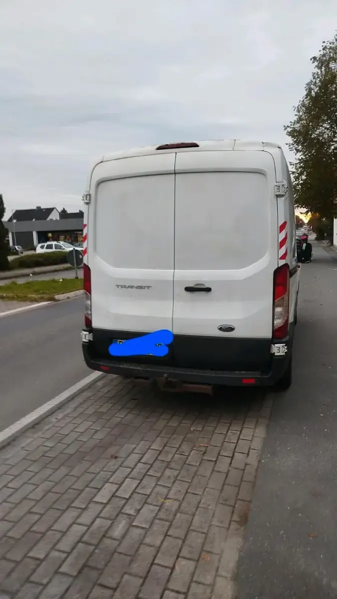 Gebraucht Ford Transit 110 PS (80 kW) 2016 Weiß Van / Kleinbus