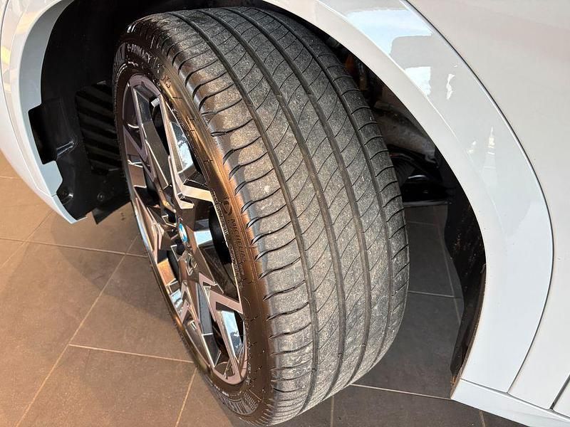 Gebraucht BMW X2 Performance 163 PS (119 kW) 2025 Grau SUV