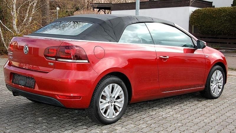 Gebraucht VW Golf Cabriolet Life 105 PS (77 kW) 2014 Rot Cabrio