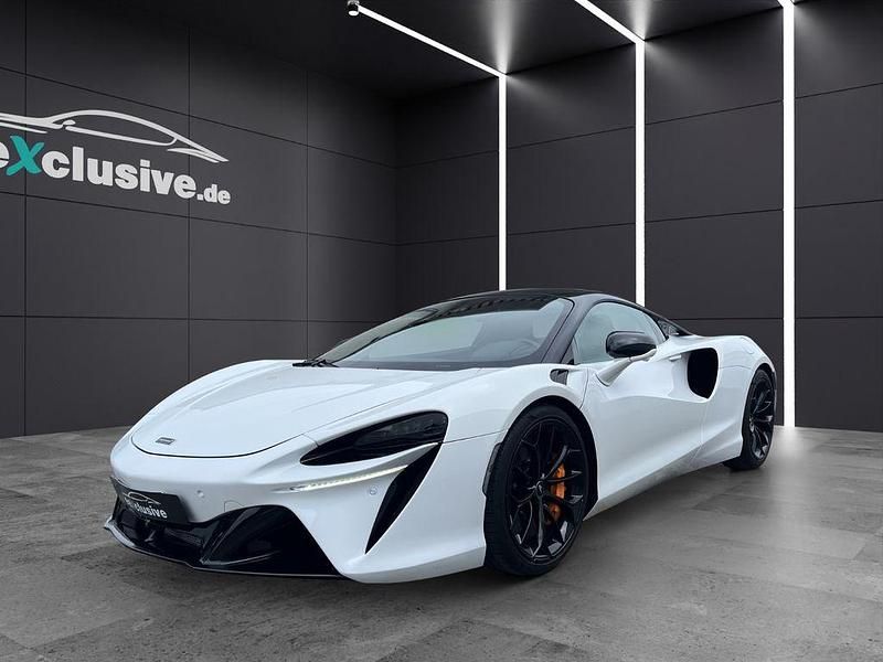 Ice white Gebraucht 2023 McLaren Artura Coupé | 203.800 € - Bild 1/4
