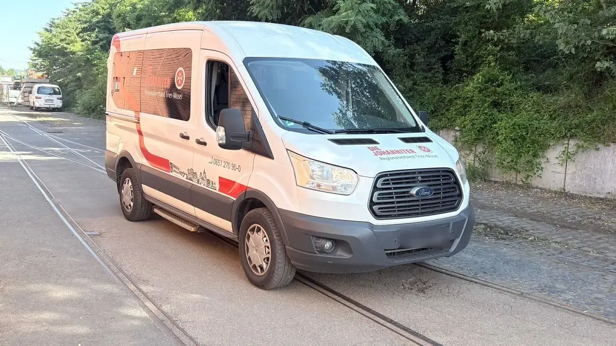 Gebraucht Ford Transit 131 PS (96 kW) 2019 Weiß Van / Kleinbus