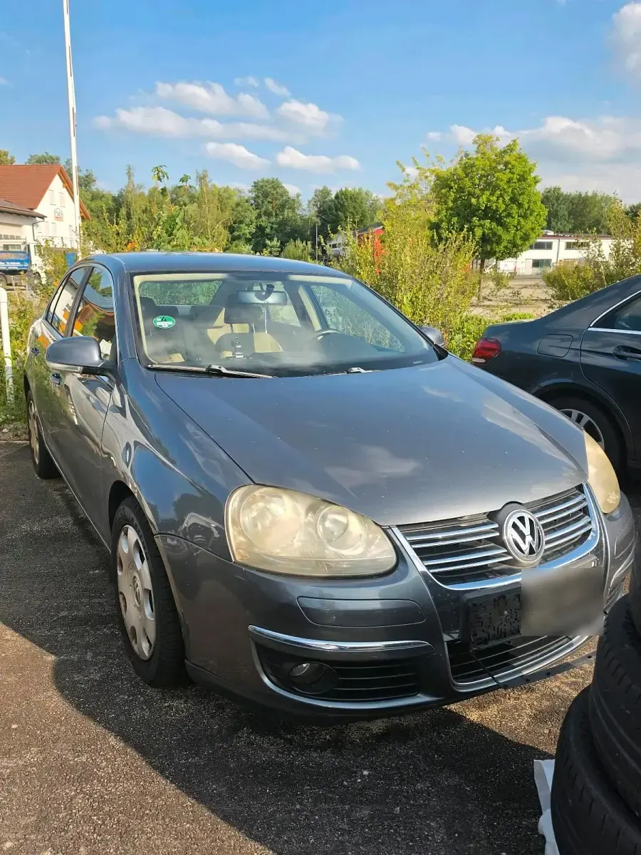 Gebraucht VW Jetta 140 PS (102 kW) 2007 Limousine