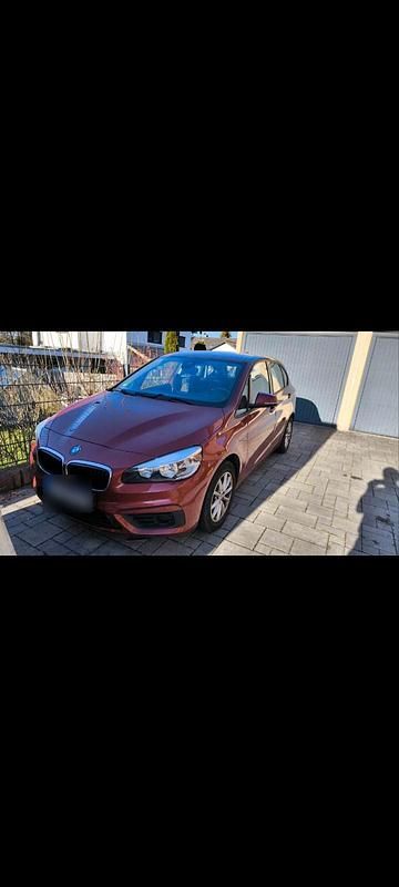 Gebraucht BMW 218 150 PS (110 kW) 2016 Rot Kombi