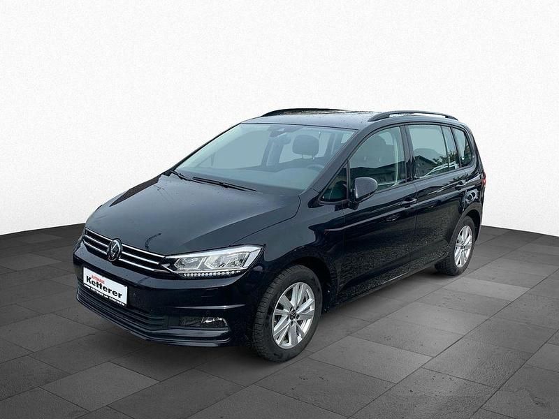Schwarz Gebraucht 2023 VW Touran Comfortline Van / Kleinbus | 28.900 € (Fairer Preis) - Bild 1/4