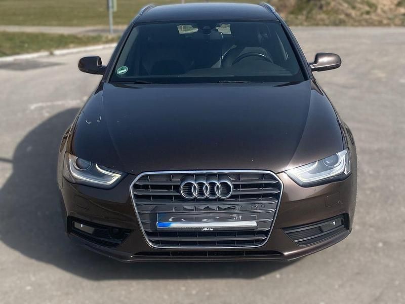 Gebraucht Audi A4 S-Line 150 PS (110 kW) 2015 Braun Kombi