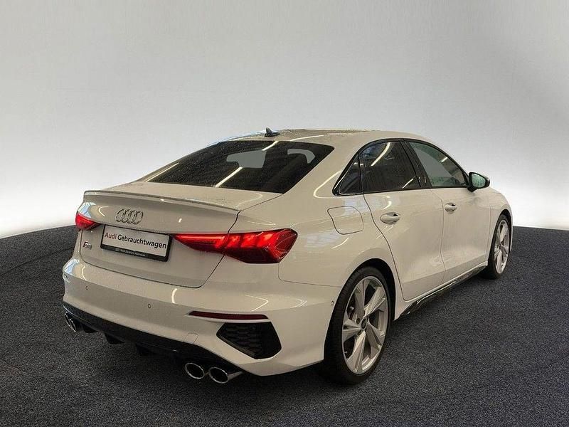 Gebraucht Audi S3 Ambiente 310 PS (228 kW) 2022 Gletscherweiß metallic Limousine