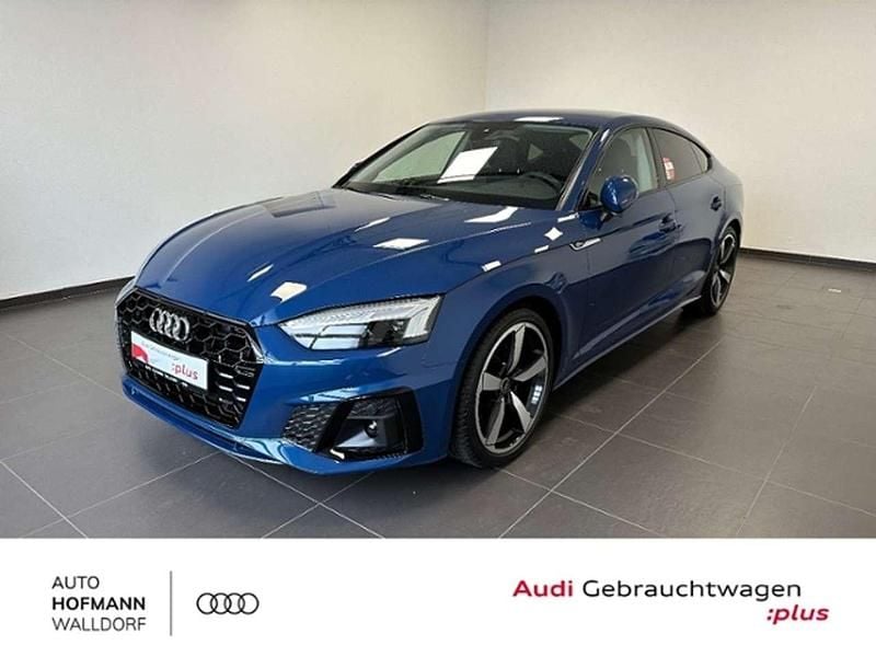 Ascariblau metallic Gebraucht 2023 Audi A5 Sportback S-Line Limousine | 39.610 € (Guter Preis) - Bild 1/4