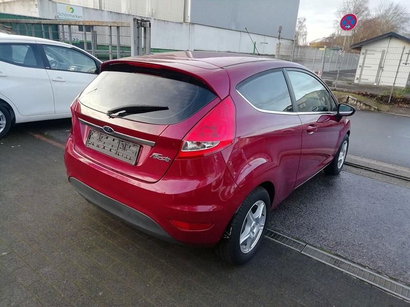 Gebraucht Ford Fiesta Titanium 82 PS (60 kW) 2009 Violet Limousine