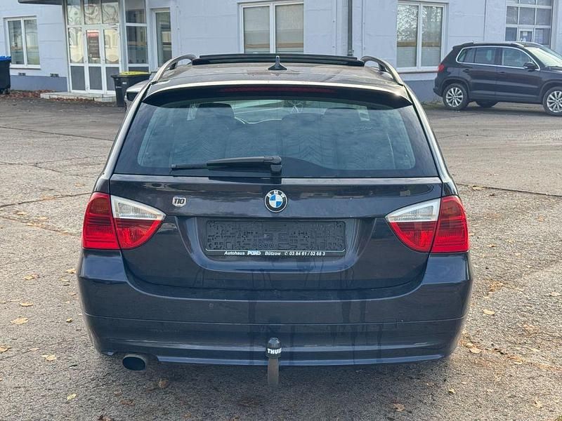 Gebraucht BMW 320 Comfort Edition 150 PS (110 kW) 2006 Blau Kombi