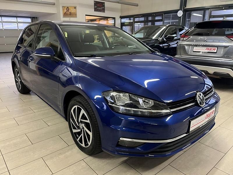 Second-hand VW Golf VII Join 150 CP (110 kW) 2019 Albastru Berlinǎ