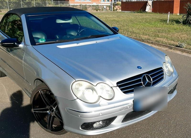 Gebraucht Mercedes CLK320 Elegance 218 PS (160 kW) 2004 Silber Cabrio
